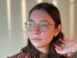 free live chatroom WhitneyEarlgy