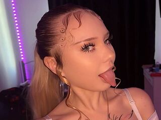 girl chatroom YolandoHeitz