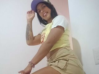 camslut topless YuliFernanda