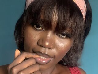 girl shaving pussy ZoeySpark